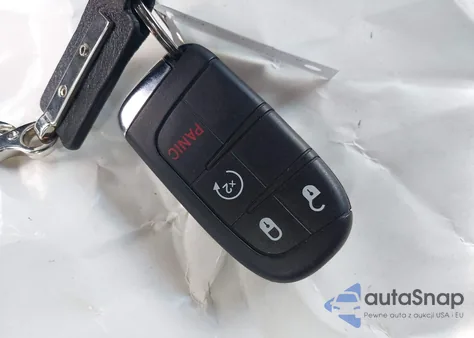 2021 Jeep Compass Limited 4X4 from USA, damaged, VIN 3C4NJDCB3MT553323